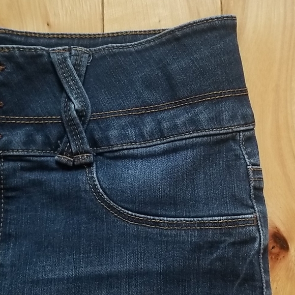 SO Denim jean shorts lot, sz 16 & L, EUC - Picture 7 of 11